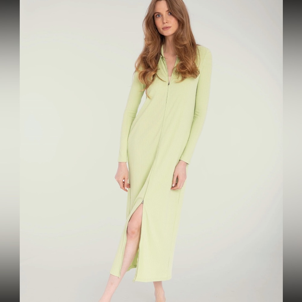 Modest dress